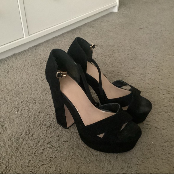 ASOS black platform heels - Picture 3 of 6